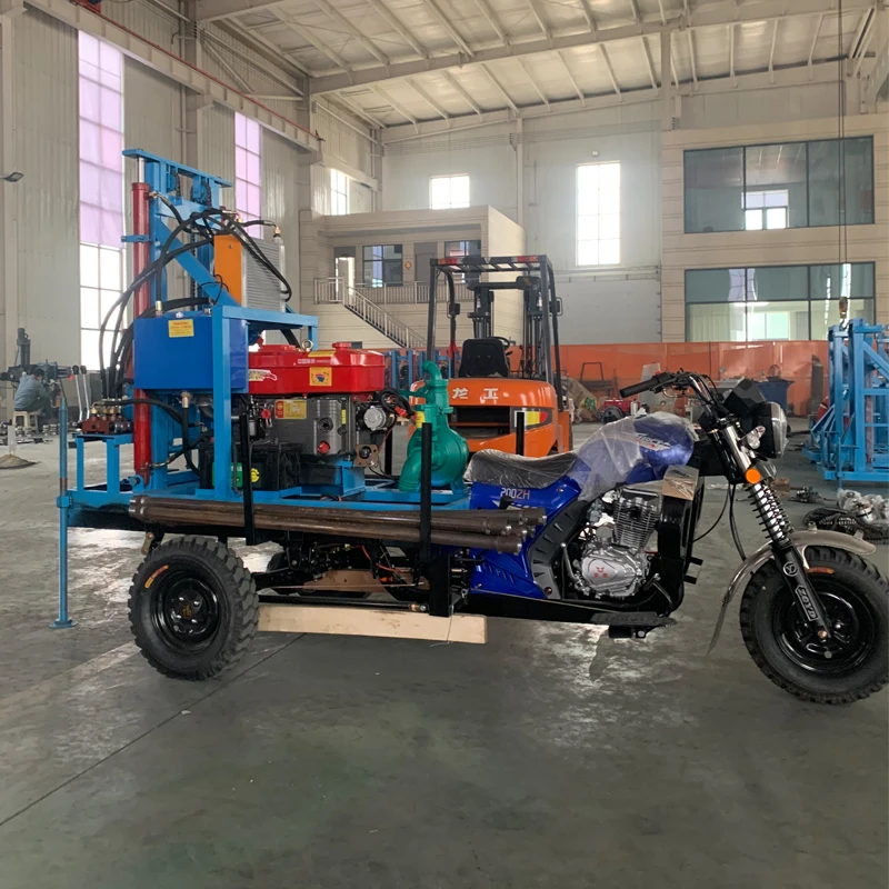 تصميم جديد جهاز حفر آبار المياه 100-200 متر آلة حفر آبار المياه جهاز حفر ثلاثي العجلات