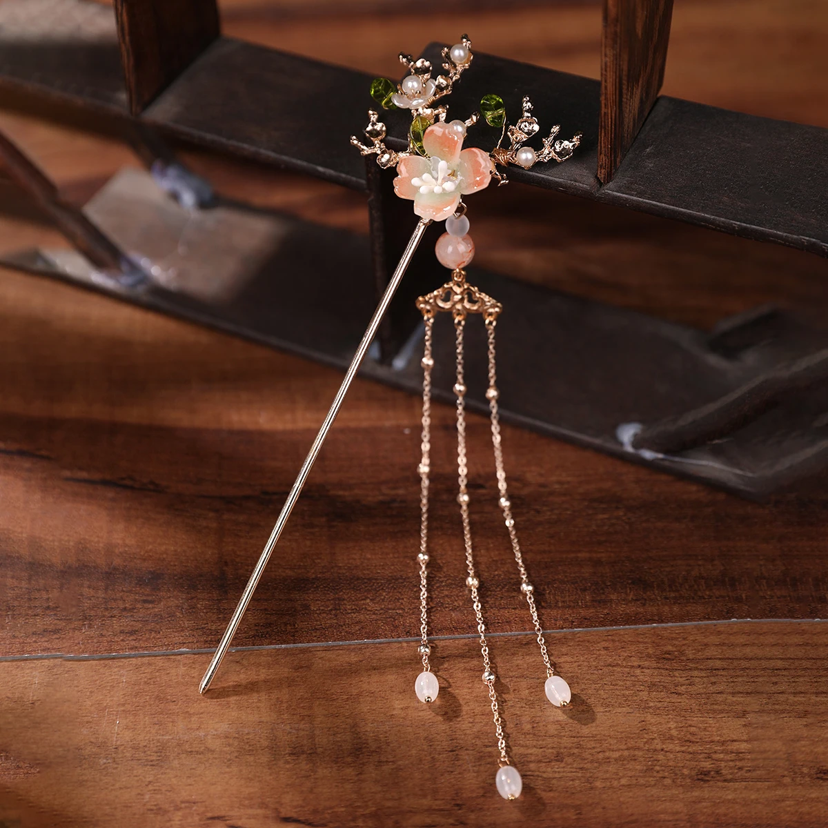 Jepit Rambut Rumbai Mutiara Bunga Merah Muda Gaya Kuno, Jepit Rambut Multi-Harta Karun Elemen Han, Hiasan Kepala Hanfu Seperti Peri, Aksesori Klasik untuk Pemotretan Gadis Muda