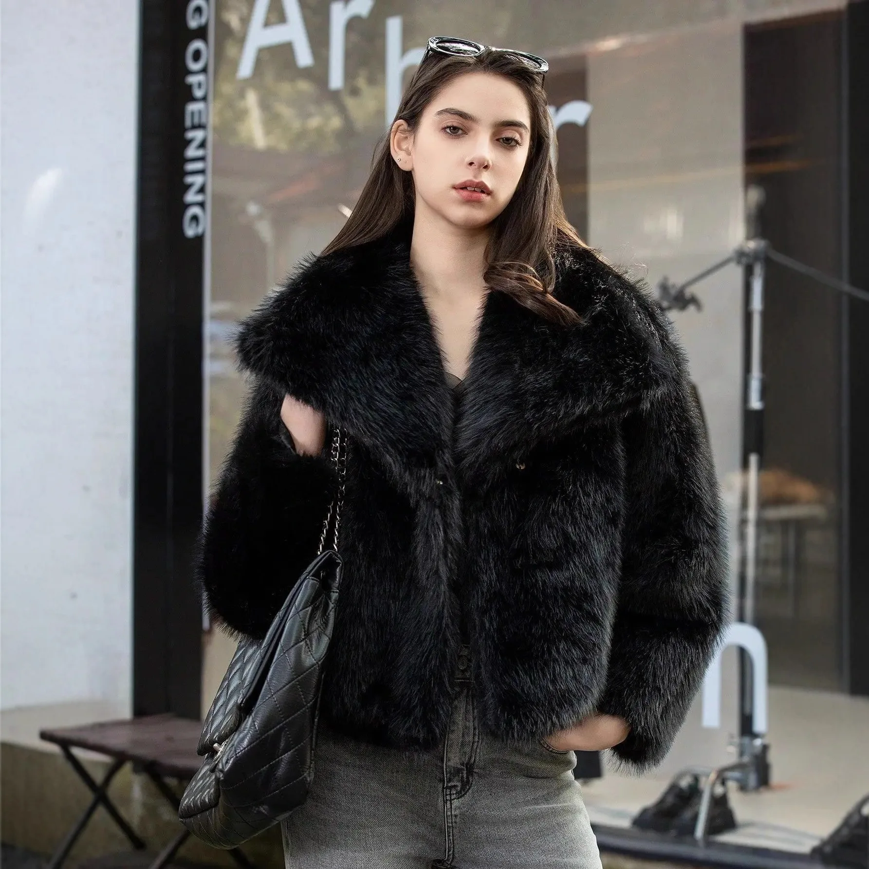 Women's Plus Size Winter Fur Coat Fox Large Lapel Loose Short Top Elegant Warmth for Cold Weather