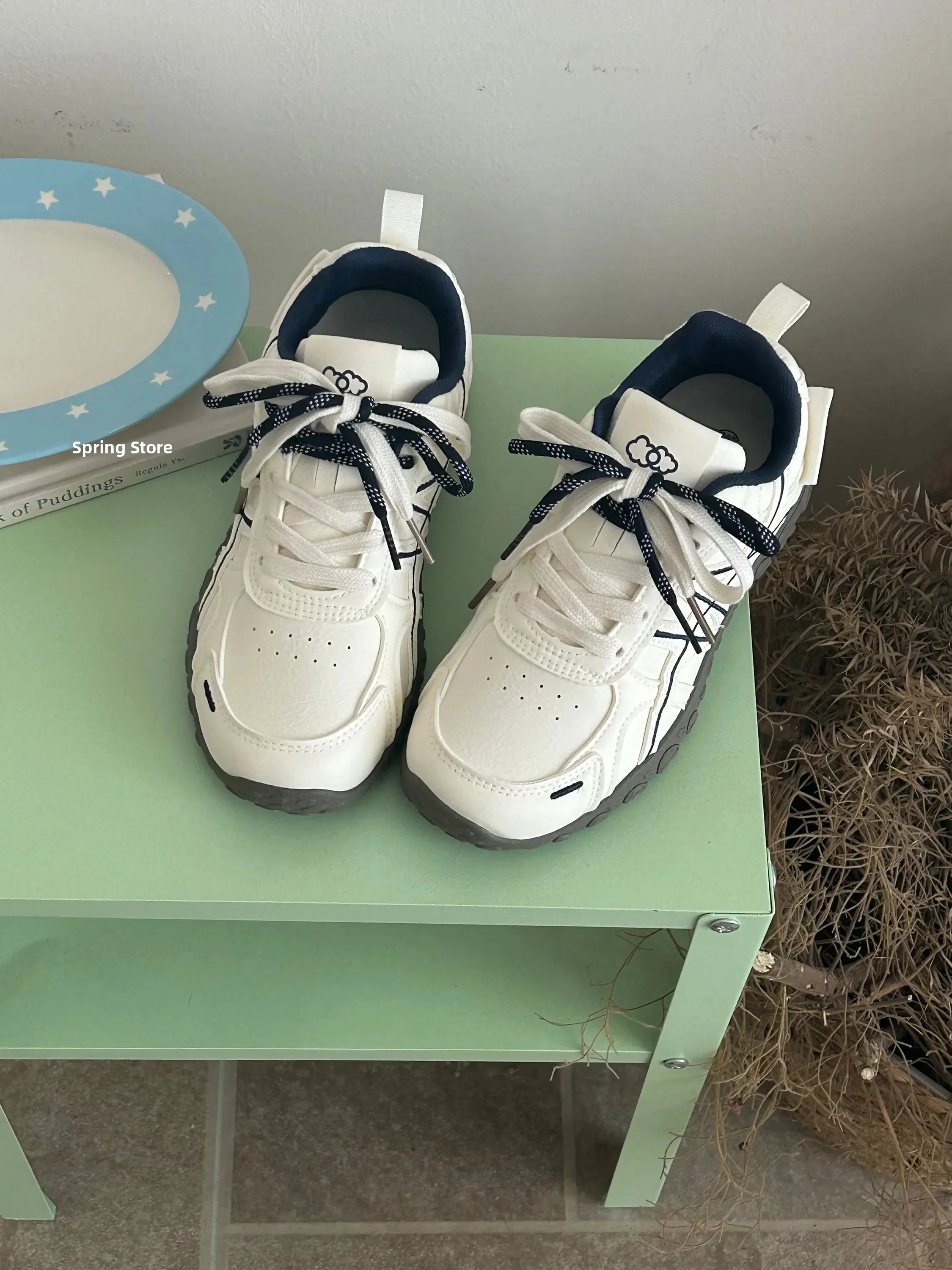 Picture 5: Spring Store Women's 2026 New Autumn Sports Casual Dad Shoes Versatile Thick Bottom White Shoes Leisure Cross Lacing Color Block