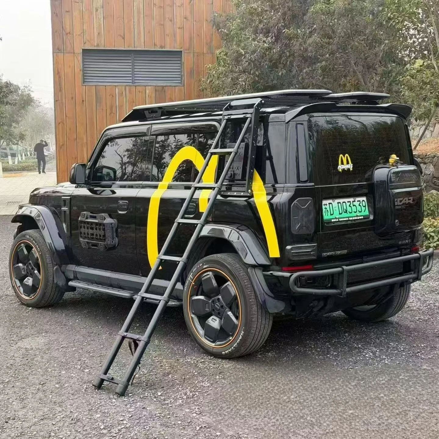 Mecha-style floor ladder, folding ladder, side window ladder, side ladder, luggage rack ladder