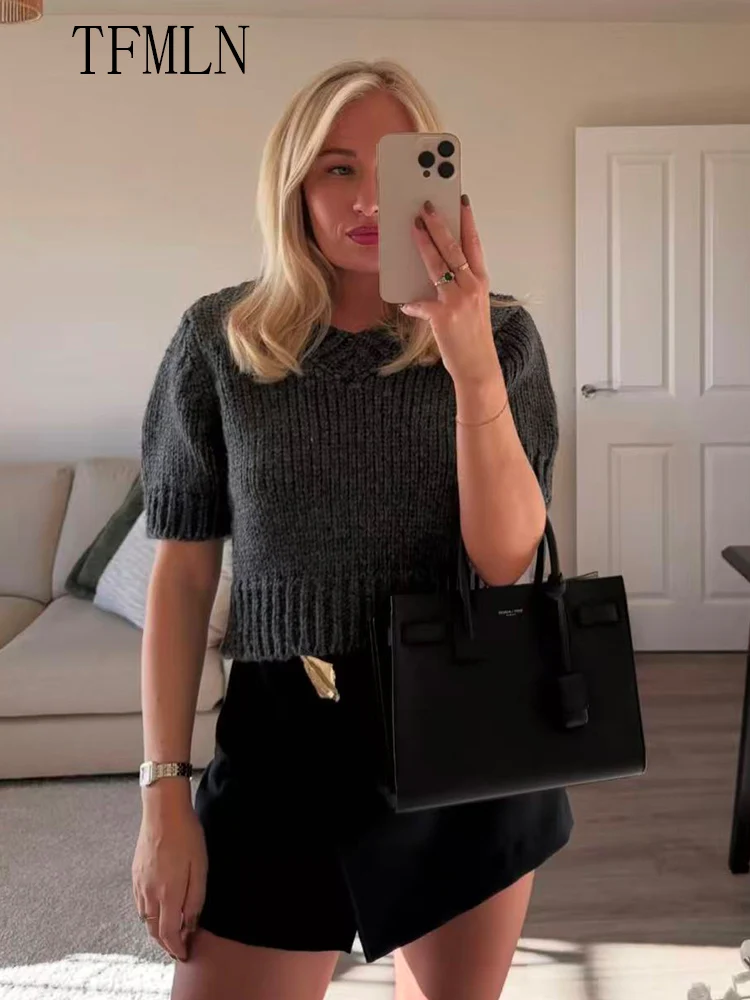 TFMLN 2025 الخريف السببية المرأة الصلبة محبوك البلوزات موضة الخامس الرقبة قصيرة الأكمام اقتصاص البلوز القمم شيك السيدات تريكو
