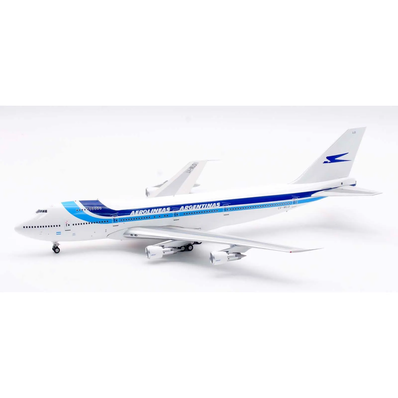 IF742LV1224 Alloy Collectible Plane Gift Inflight 1:200 Aerolineas Argentinas Boeing B747-200B Diecast Aircraft Jet Model LV-MLO