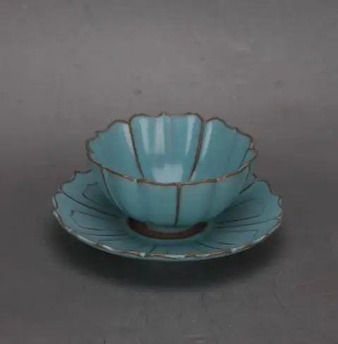 Antique collection and decoration: Blue-glazed lotus-leaf & melon-ridged porcelain cup and saucer from Ruyao Kiln in the Song