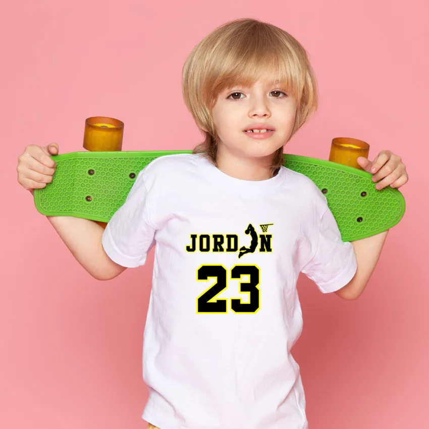 الصيف الأطفال الكرتون تي شيرت عدد 23 JOD إلكتروني نمط الطباعة الفتيان تي شيرت أزياء الفتيات بلايز تيز كول الاطفال المحملة 2 قطعة