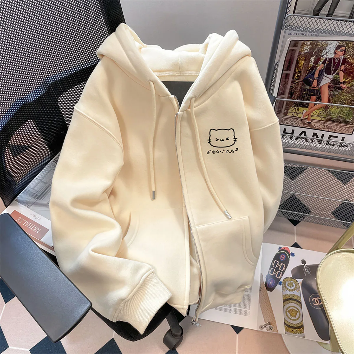 Velvet Cute Cat Zipper Hoodie for Women