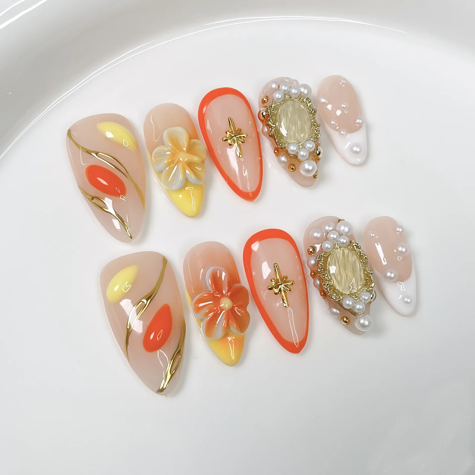 

10pcs Orange Almond Litttle Fresh Fake Nails 3D Relief Flower French Style Pearl Handmade Press On Nails Detachable False Nail