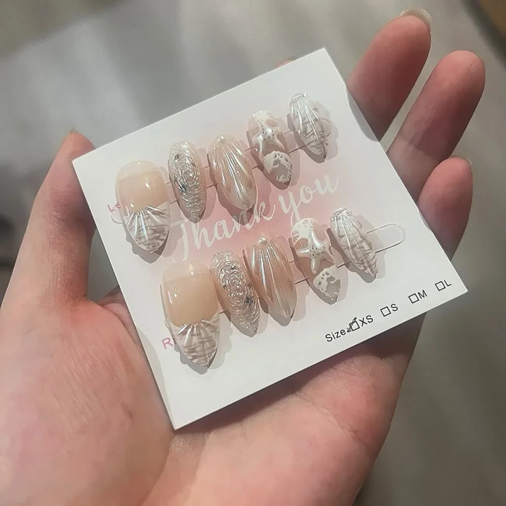10 szt. Urocze sztuczne paznokcie w kształcie muszelek i rozgwiazd, krótkie migdałki, damskie, francuskie, białe, ręcznie robione, wielokrotnego użytku, samoprzylepne.