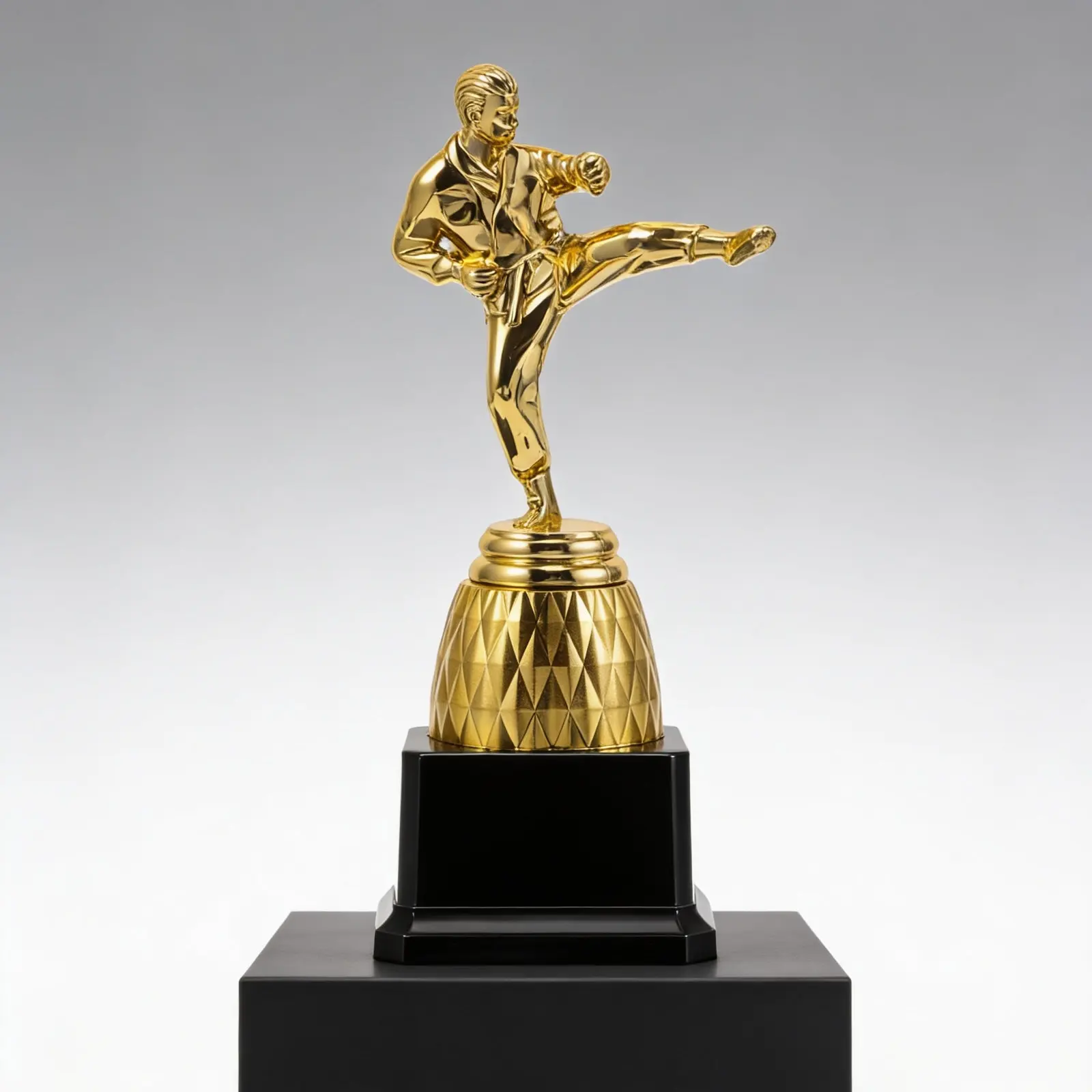 trofeu-de-karate-com-acabamento-dourado-taca-de-vencedor-para-cerimonias-de-competicao-atletica-premios-de-jogos-trofeus-de-primeiro-lugar