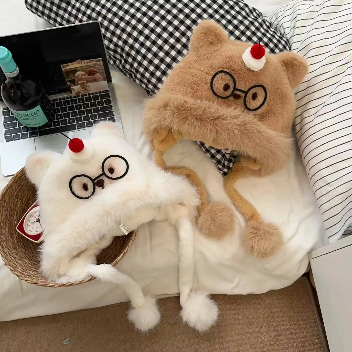 New cartoon glasses kitten hedging hat autumn and winter students outdoor riding thickened warm and cold ear protection hat