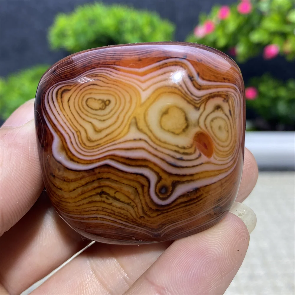 Natural Gemstone Sardonyx agate palm playthings small stones Mineral Specimen Quartz Aquarium Stone Home Decoration Gift