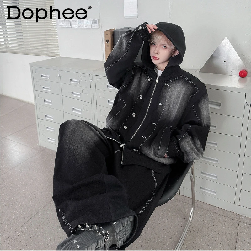 

Мужской модный комплект из двух предметов: джинсовая куртка с градиентом и широкие джинсы, весна 2026