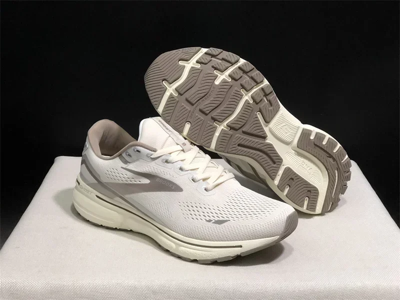 Asli Brooks Ghost 15 sepatu berjalan luar ruangan wanita bantalan maraton sepatu olahraga mengambang ringan Sneakers EUR 40-45