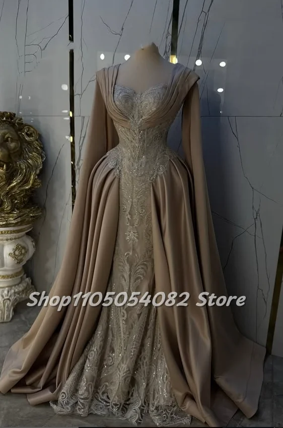 シャンパン色のエレガントなブライダルドレス、カスタムメイドの長袖アラビア風ウェディングドレス、ビーズとレースのフロント、Aライン、床丈ウェディングドレス