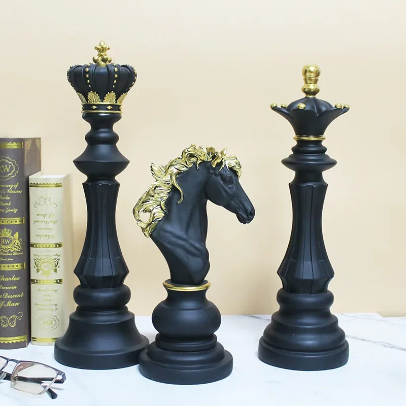 Nordic Chess Ornaments White Black King Queens Horses  Home Decorations Arts Resin Crafts Hand Made Mini Sculptures