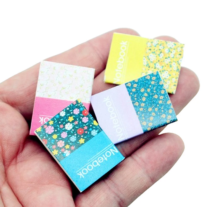 4 ชิ้น/เซ็ตมินิการ์ตูนหนังสือออกกําลังกายสําหรับตุ๊กตาอุปกรณ์เสริมการศึกษาตกแต่งรายการขนาดเล็กบ้านตุ๊กตาวันหยุดของขวัญ