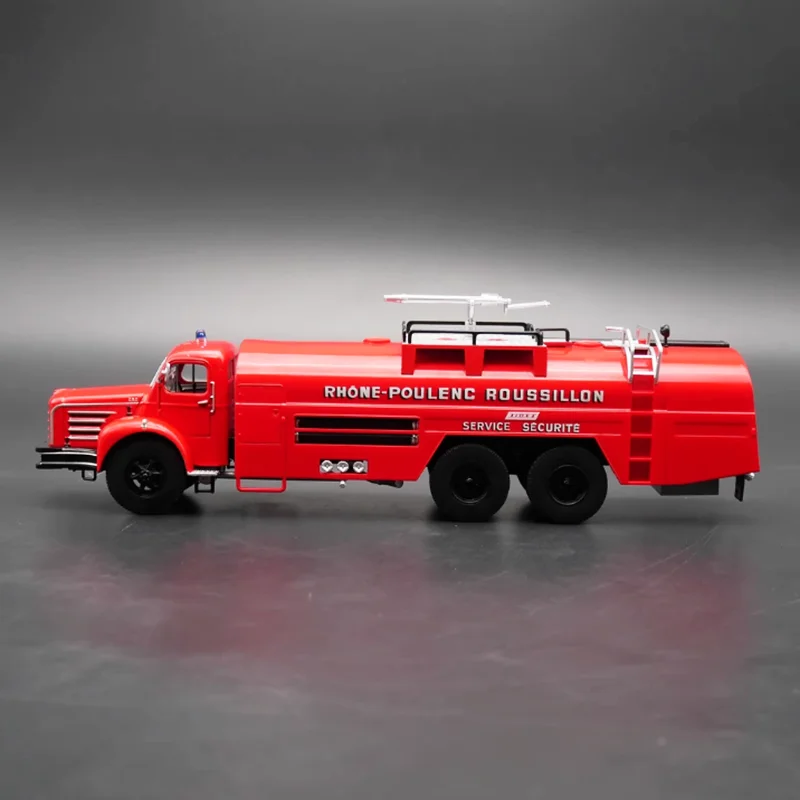 IXO Diecast escala 1:43 aleación Berliet GBO motor de bomberos modelo de coche producto terminado juguete de simulación colección regalo pantalla estática