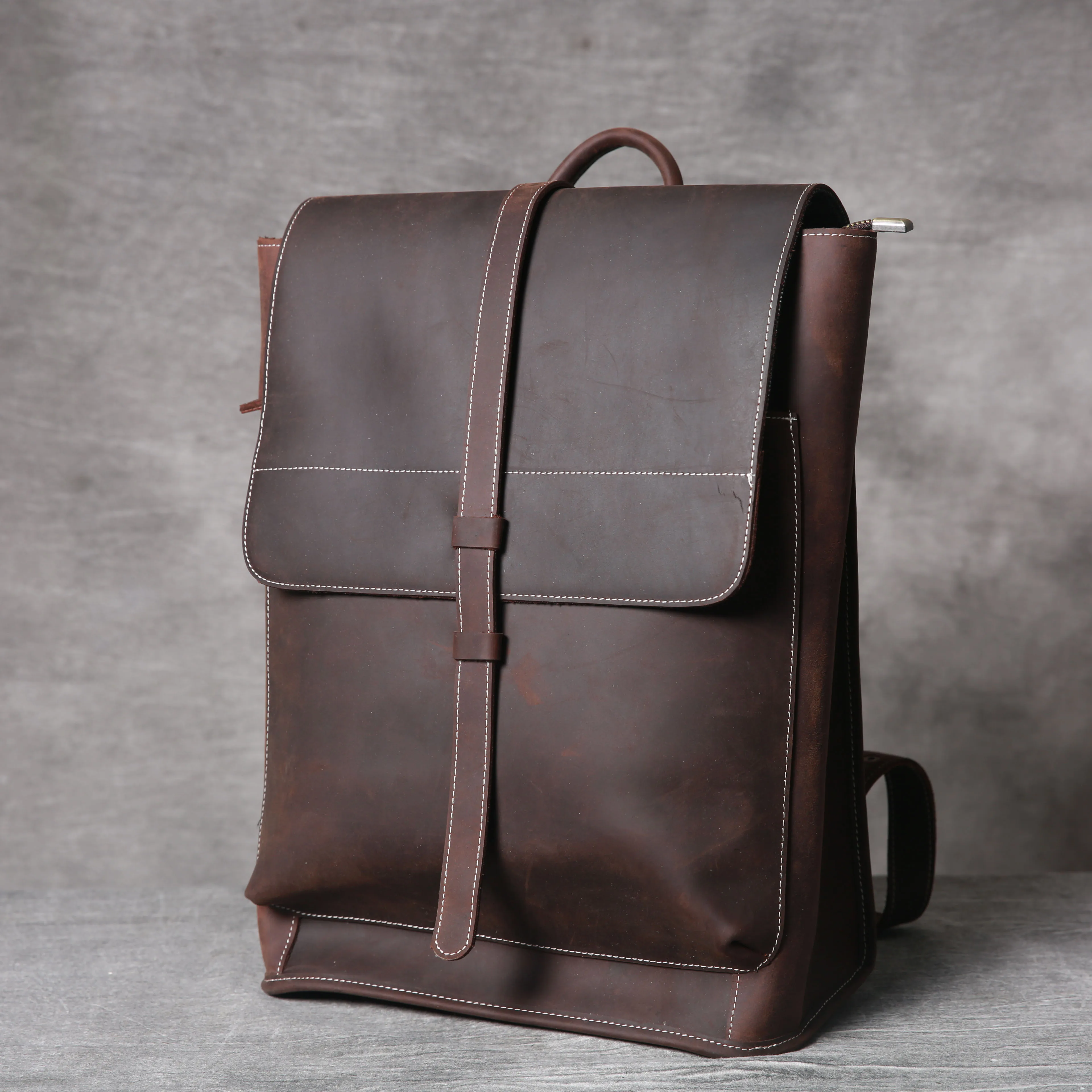 Vintage Echtleder Herrenrucksack Handgefertigte Top-Grain-Leder Laptop-Umhängetasche Crazy Horse Tasche Mode für Männer – Detail 8