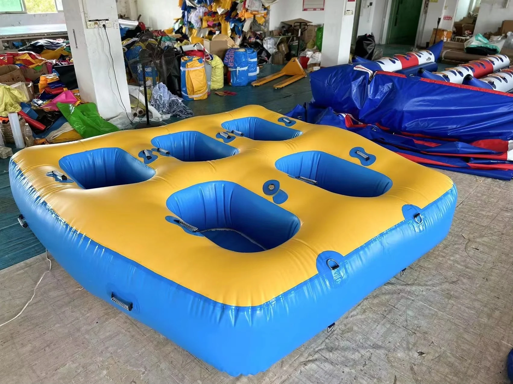 Inflatable 5 Person Towable Tube Boat Tube Towable Water Tube Inflatable for Water Sport