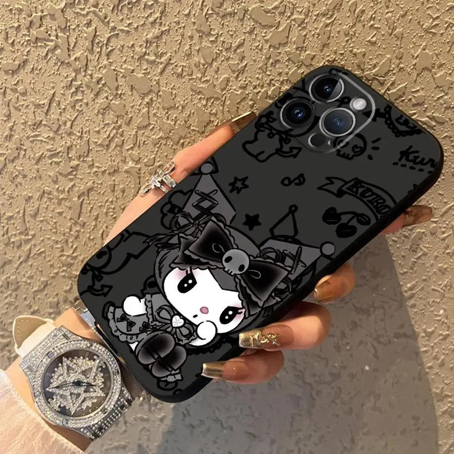 حافظة سانريو كول كورومي لهاتف آيفون 15 16 14 Plus 7 8 17Air XS Max XR 13 12 11 17 Pro غطاء هاتف ناعم أسود