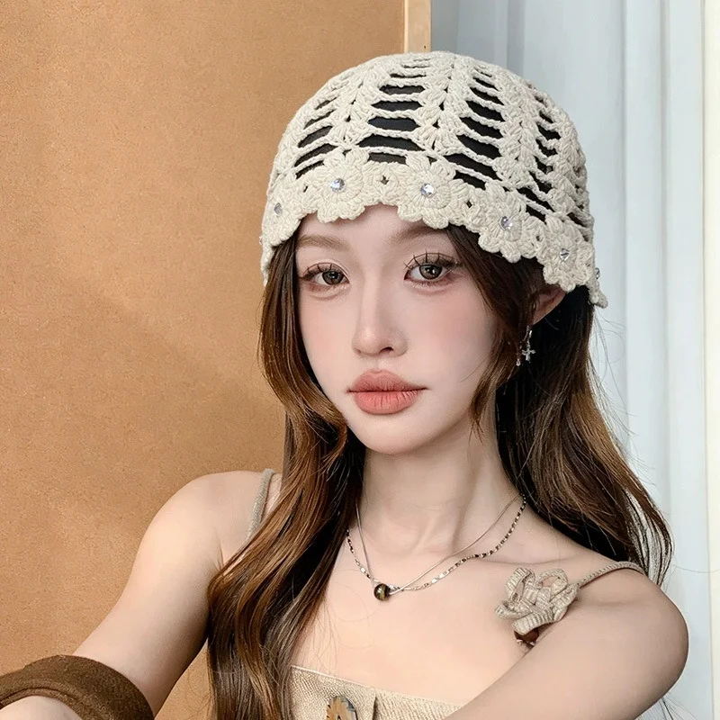 ボヘミアンスタイルのパールペンダント透かし編みビーニー-–-春と夏用の女性用ヴィンテージスタイルニット帽