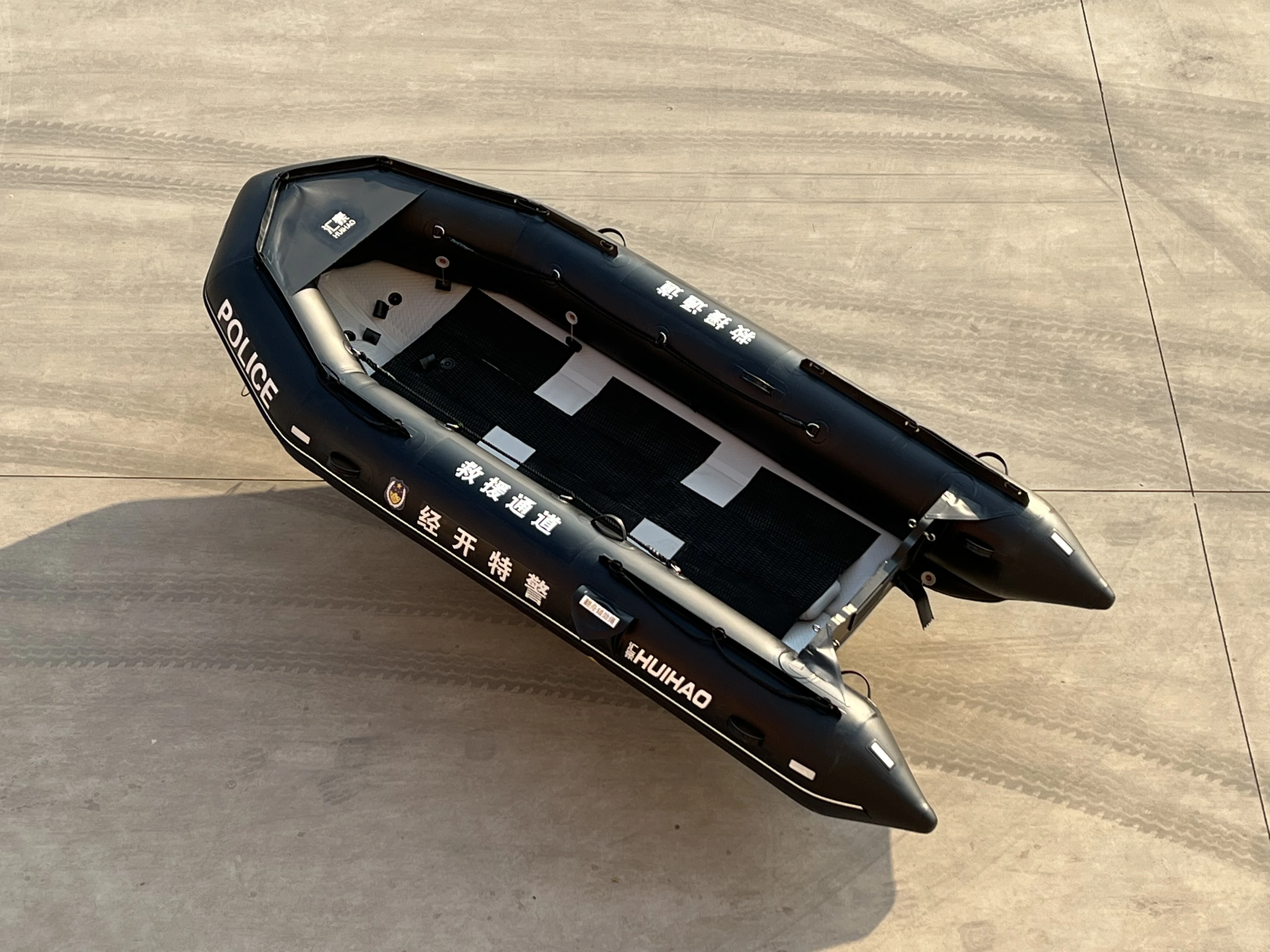 Nuovo design in fabbrica vende direttamente la barca gonfiabile da lavoro di salvataggio per la prevenzione delle inondazioni da 4,2 m con motore