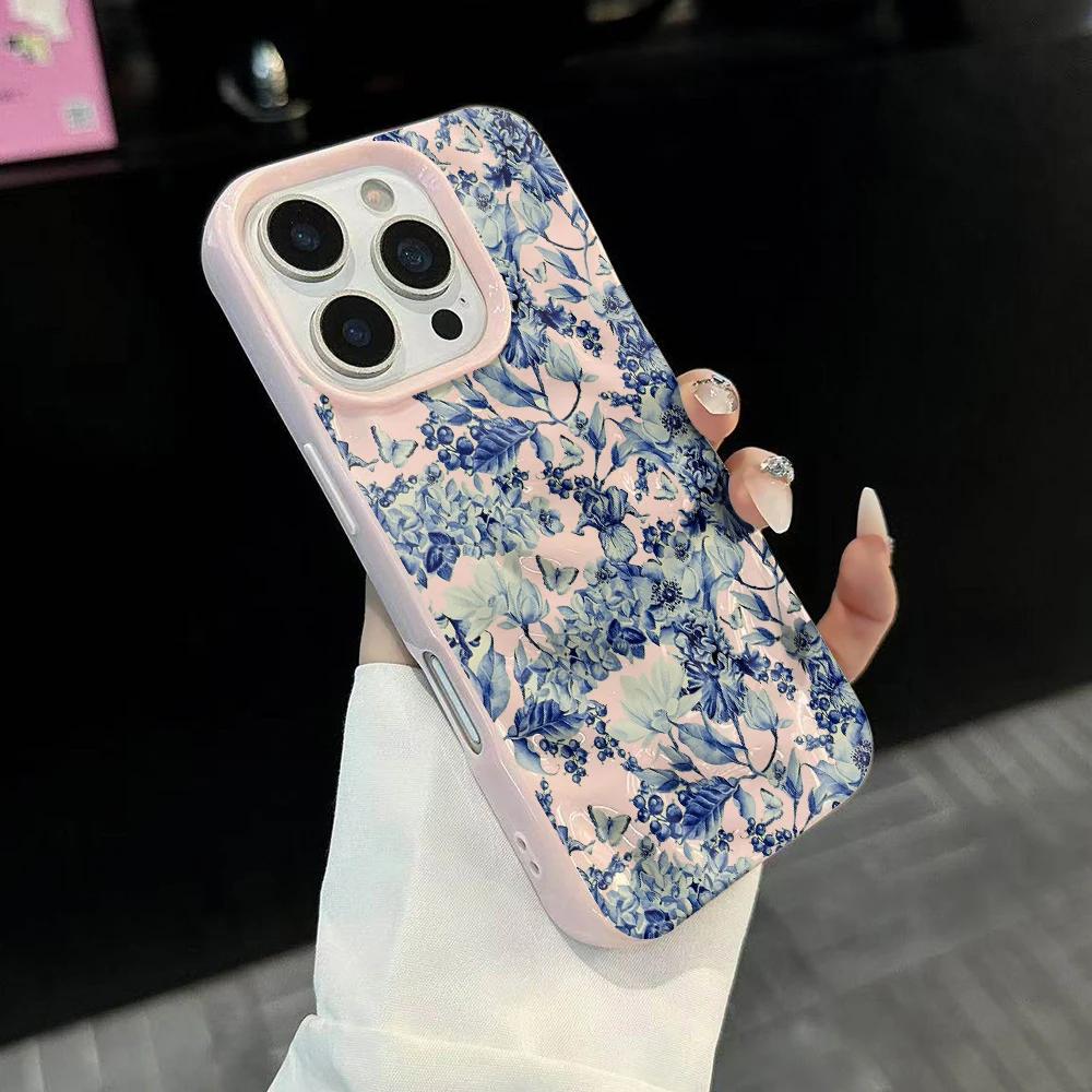 Blau-weiße Porzellan-Kunst-Handyhülle für iPhone 17 16 15 14 13 12 11 Pro Max 14 Plus 17Air Faltenwellen-Soft-Silikonhülle – Detail 3