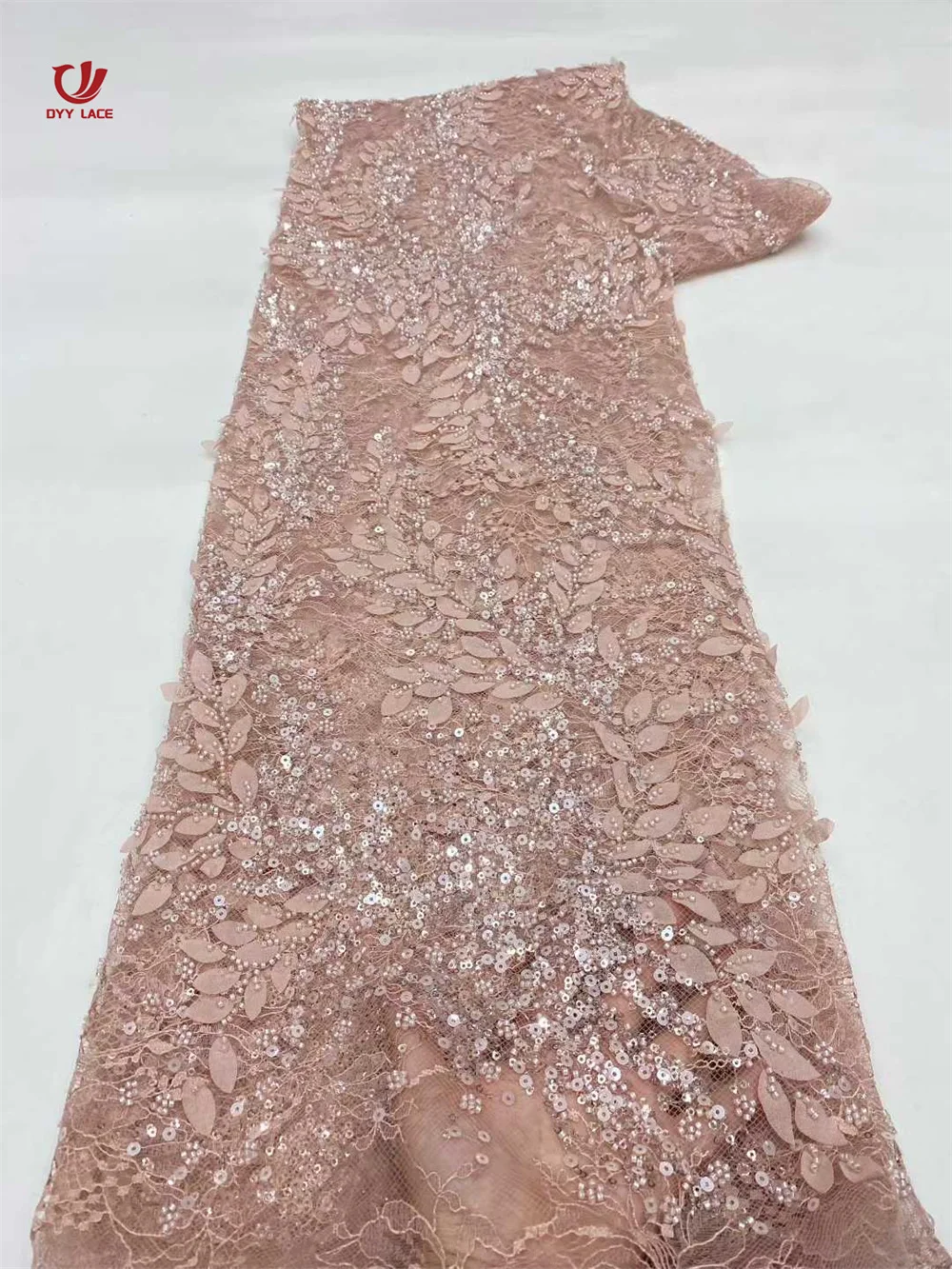 

2025 Высококачественная модная африканская тюль с блестками, вышитая кружевная ткань для жениха, кружевная ткань с бисером для нигерийского свадебного платья