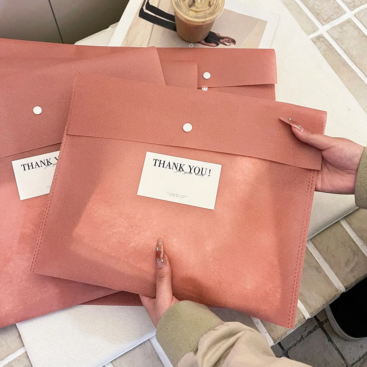 

Non Woven Bag Envelope Thickened Clothing Store Package Packet Gift Packaging Shopping Bags Holiday Birthday Gift Wrap Pouch