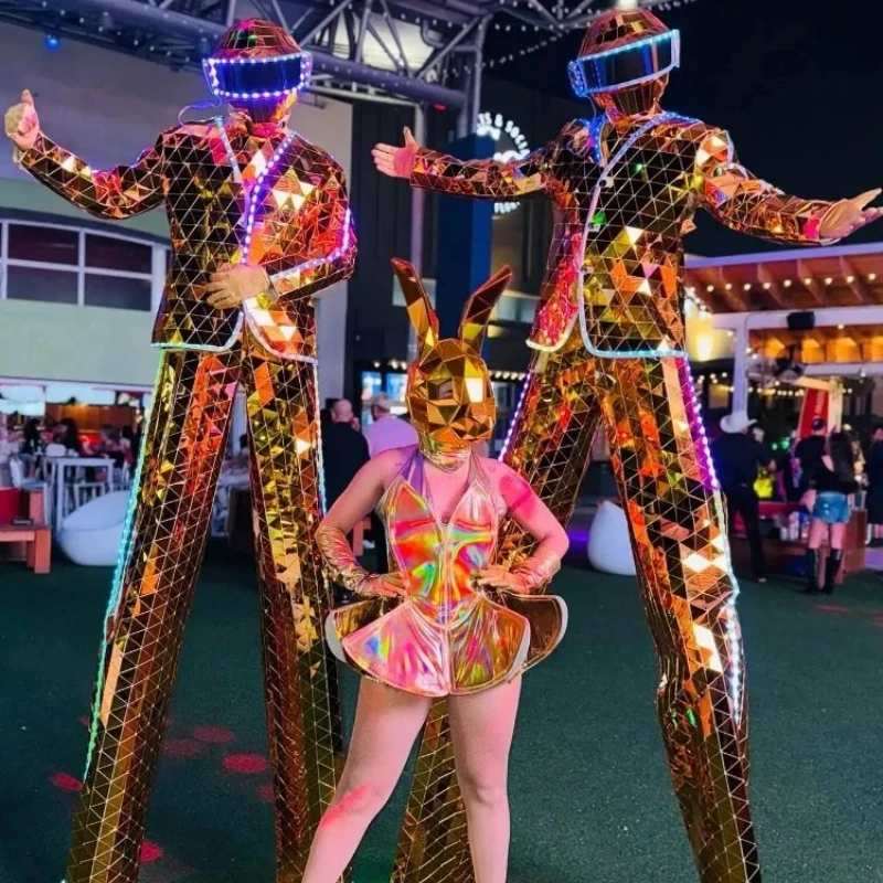 LED Stilts Walker Gold Mirror Costume Man Show Suit GOGO Stage Parade Performance Costumes Hand Sewn Sliver Reflective Clothing