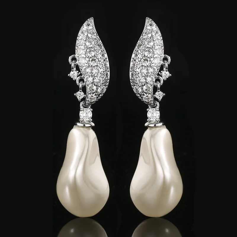 

Silver Plated Leaf Drop Earrings with Pearl Sparkling CZ Elegant Teardrop Pearl Dangle Earrings for Women Wedding Party Jewelry