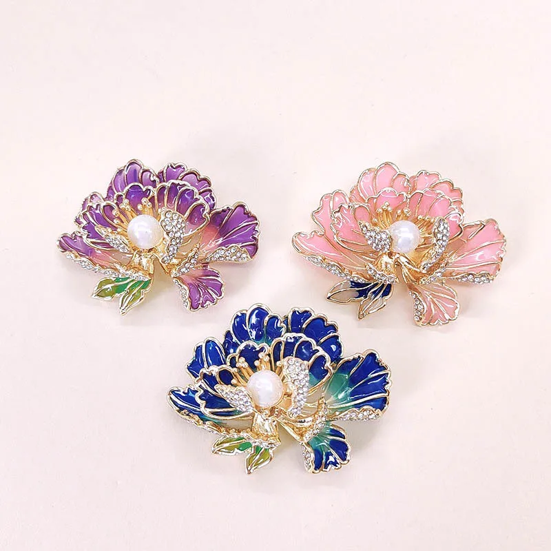 

New Chinese-style peony flower brooch accessory for women, enamel brooch lapel, high-end pearl brooch accessory