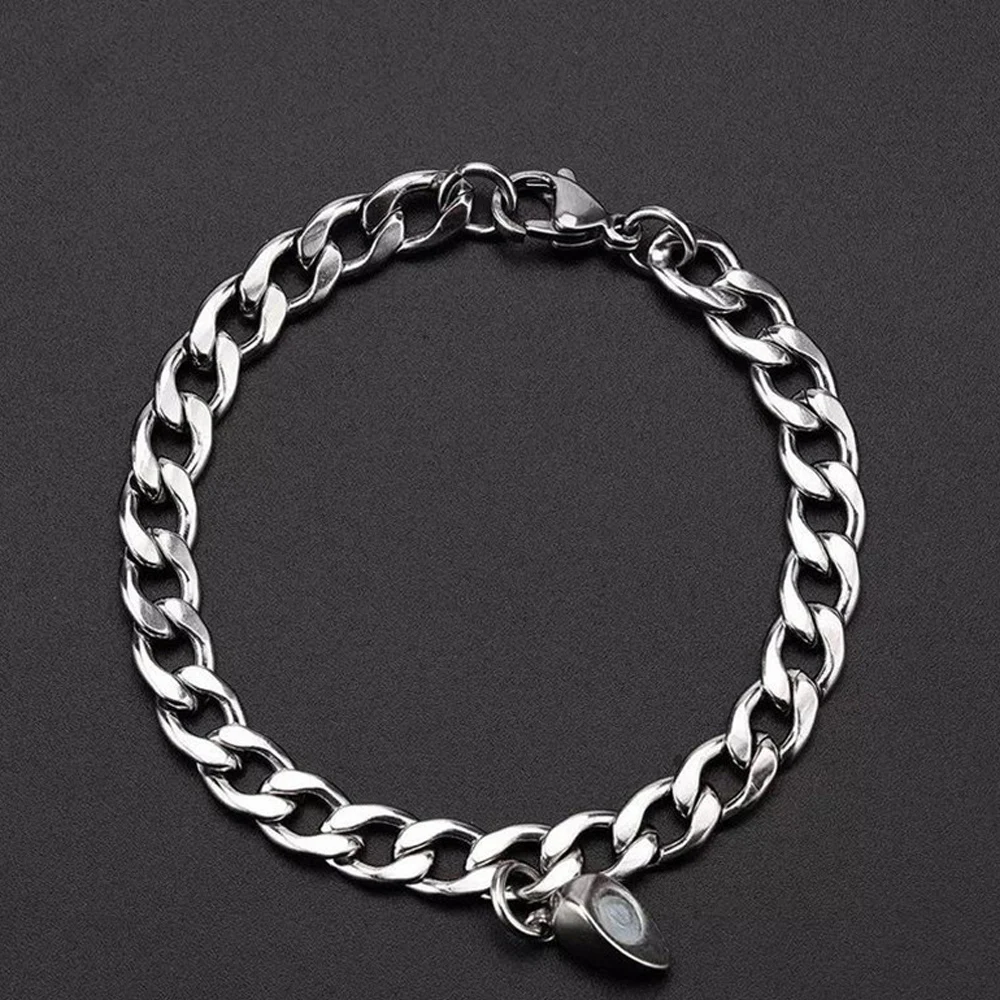 2 PCS Set Couple Magnetic Buckle Heart Charm Bracelet Design Creative Chain Style Valentine Day Magnet Attraction Bracelet image 5