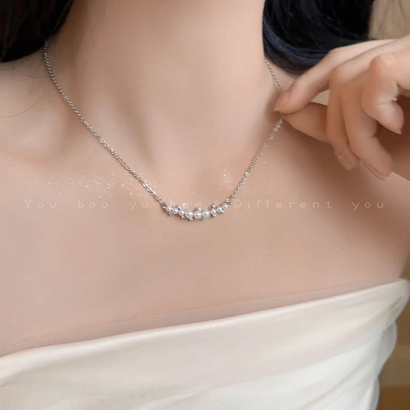 New 2024 Smiling Pearl Necklace for Women - High-End Elegant Design for Summer Style.