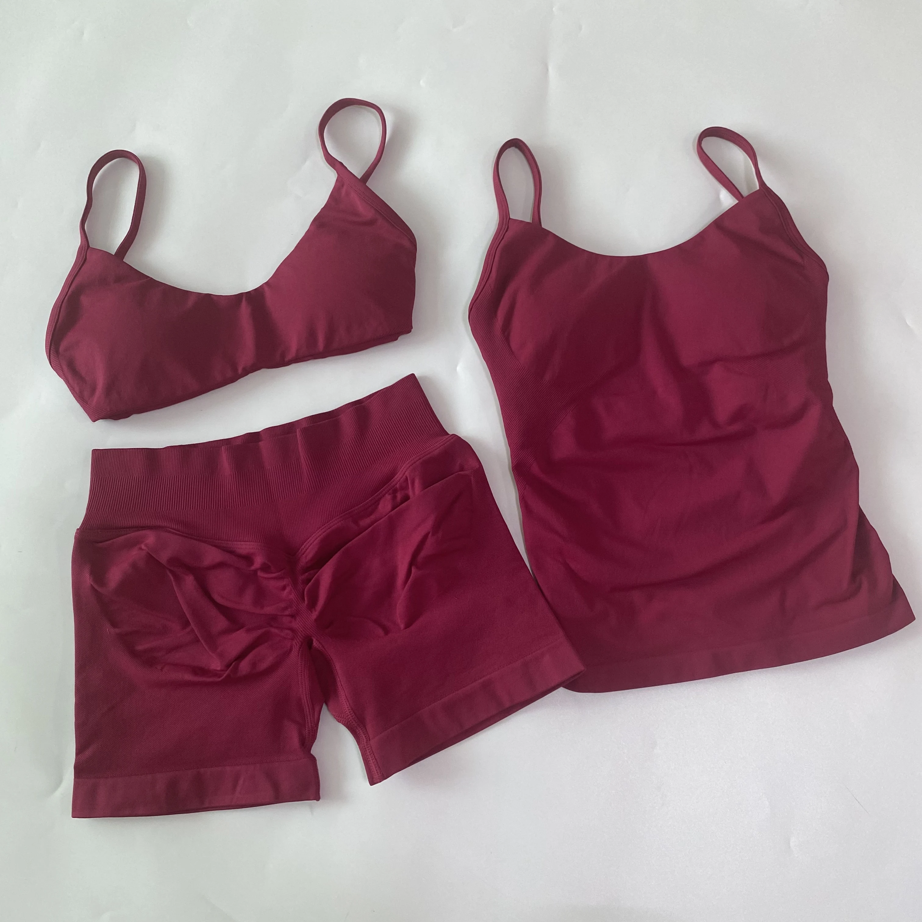 3-teiliges Set für Damen: Sport-BH mit Rundhalsausschnitt + Oberteil + hochtaillierte Yoga-Shorts mit Scrunch-Effekt, Fitness-Workout-Set, Sportbekleidung, Activewear – Detail 8