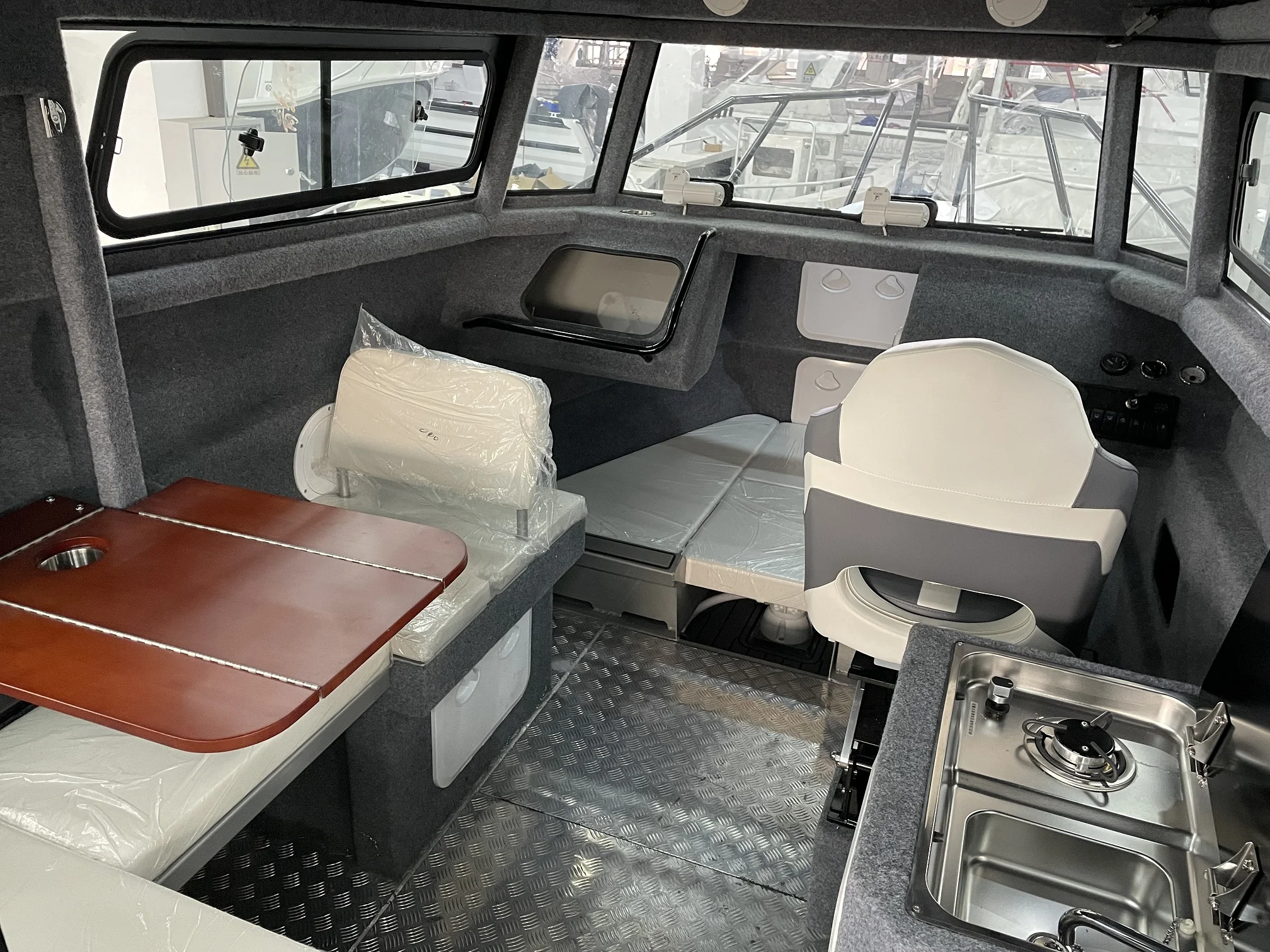 CE Certified Speedboat Easy Process Welded Aluminum Fishing Boat with Pontoon - New Design