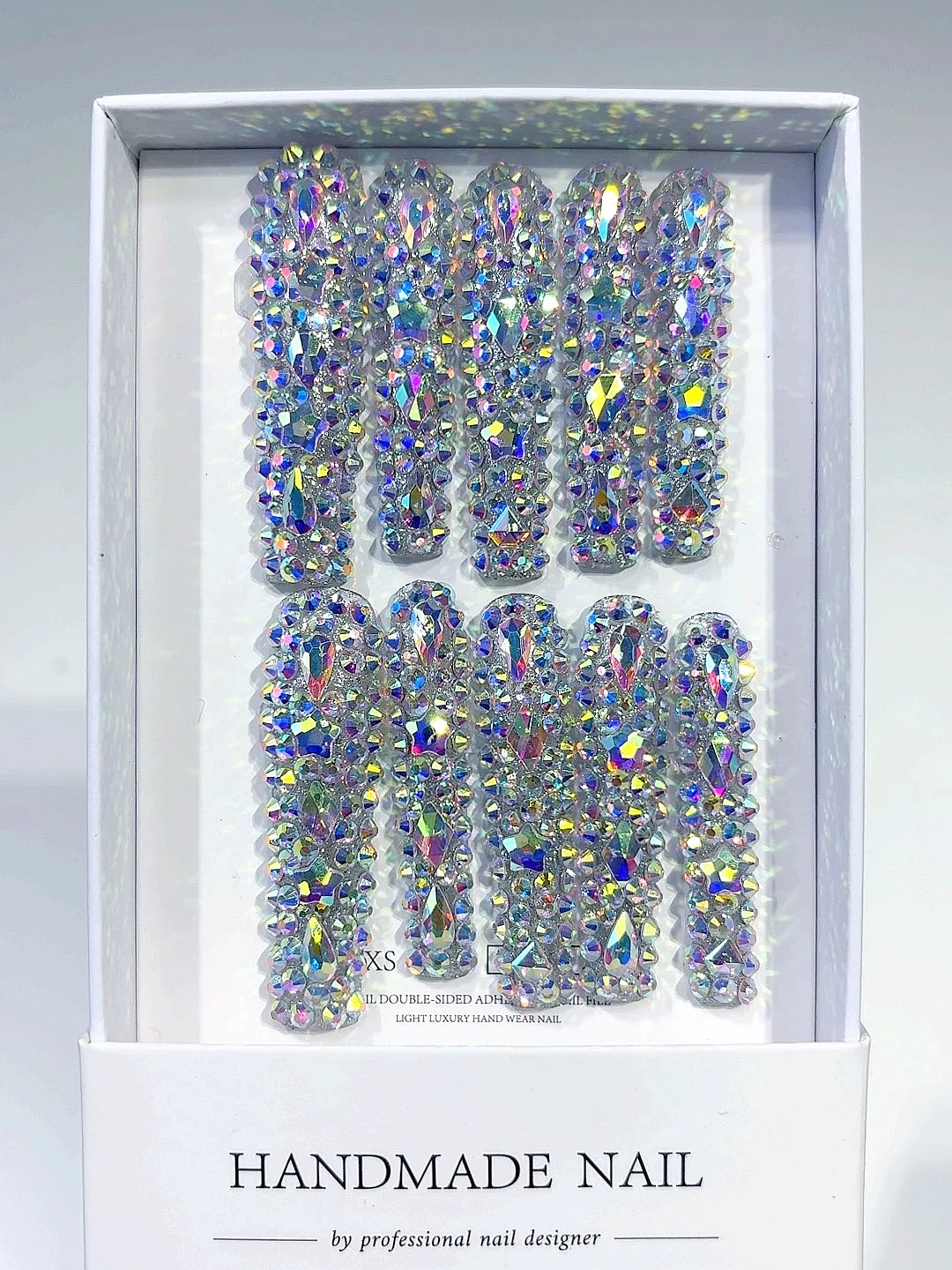 

Explosive Sparkling Full Diamond Water Pipe Style Wearable Nail (N010)