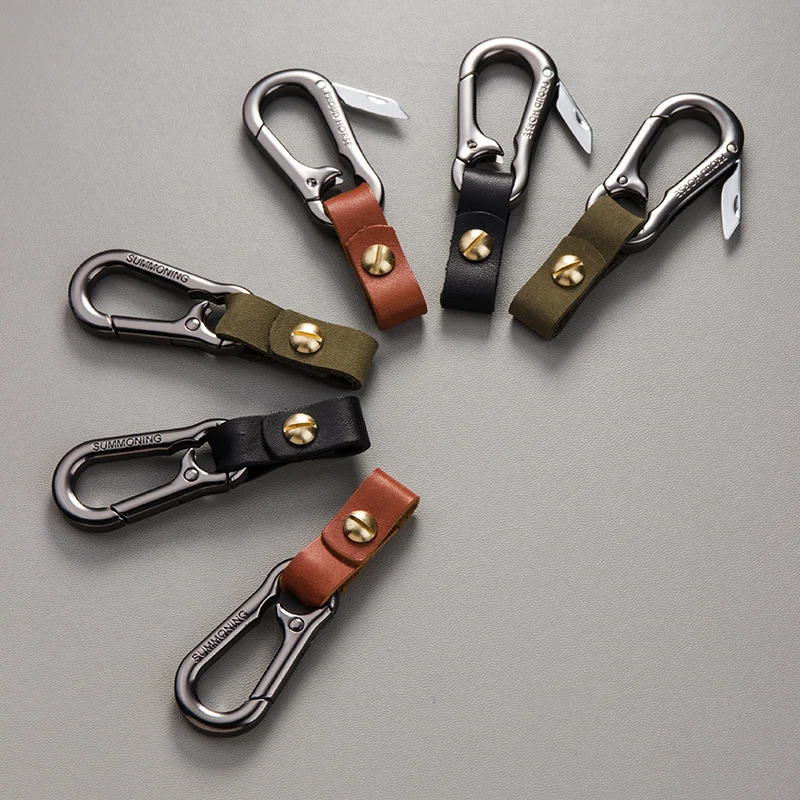 Outdoor Edc KeyChain Folding Knife Hiking Buckle Waist Key Chain and Mountaineering Buckle, Keychain Pendant Gift Camping Buckle