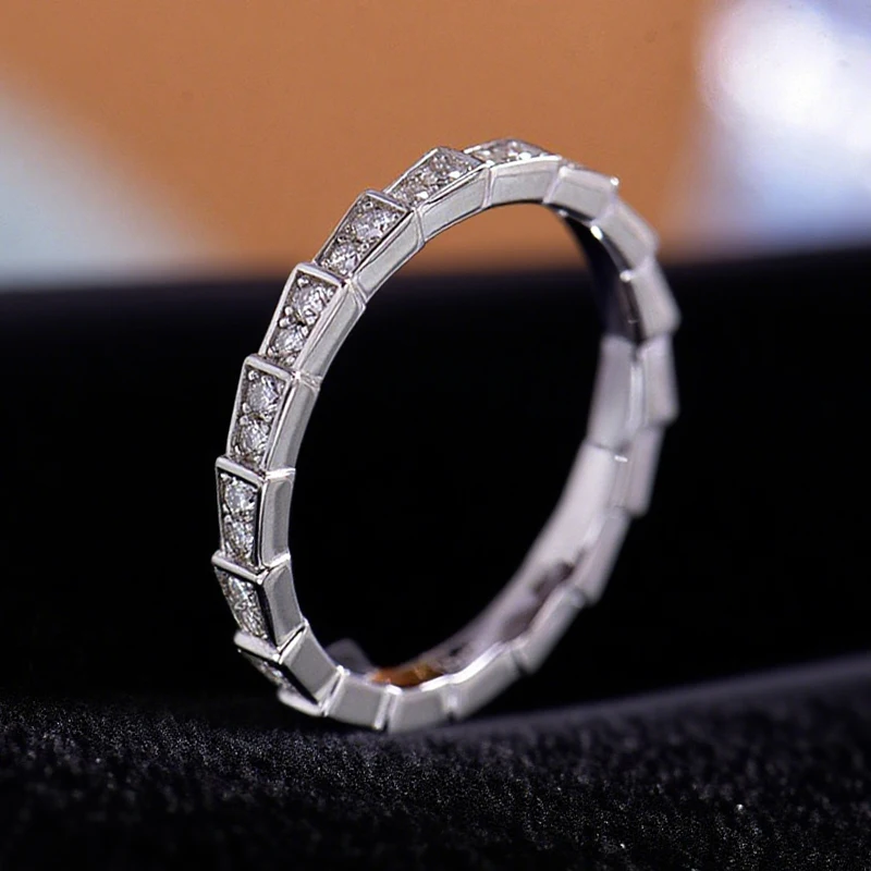 

Moissanite Snake Shaped Ring S925 Sterling Silver Women's Engagement Band D VVS1 Gemstone Wedding Ring for Couples