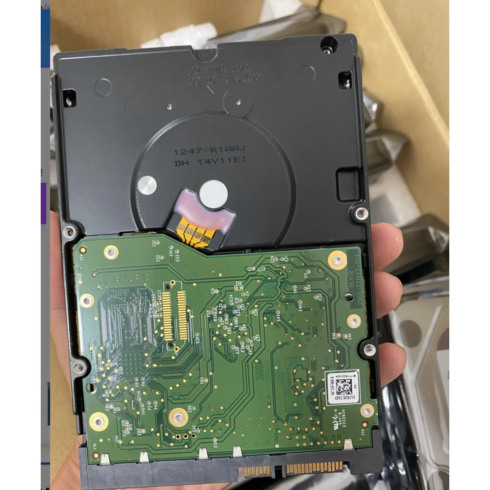 

Мониторинг настольного жесткого диска Enterprise Server 7200 об/мин WD4000FYYZ 4T 3,5 дюйма