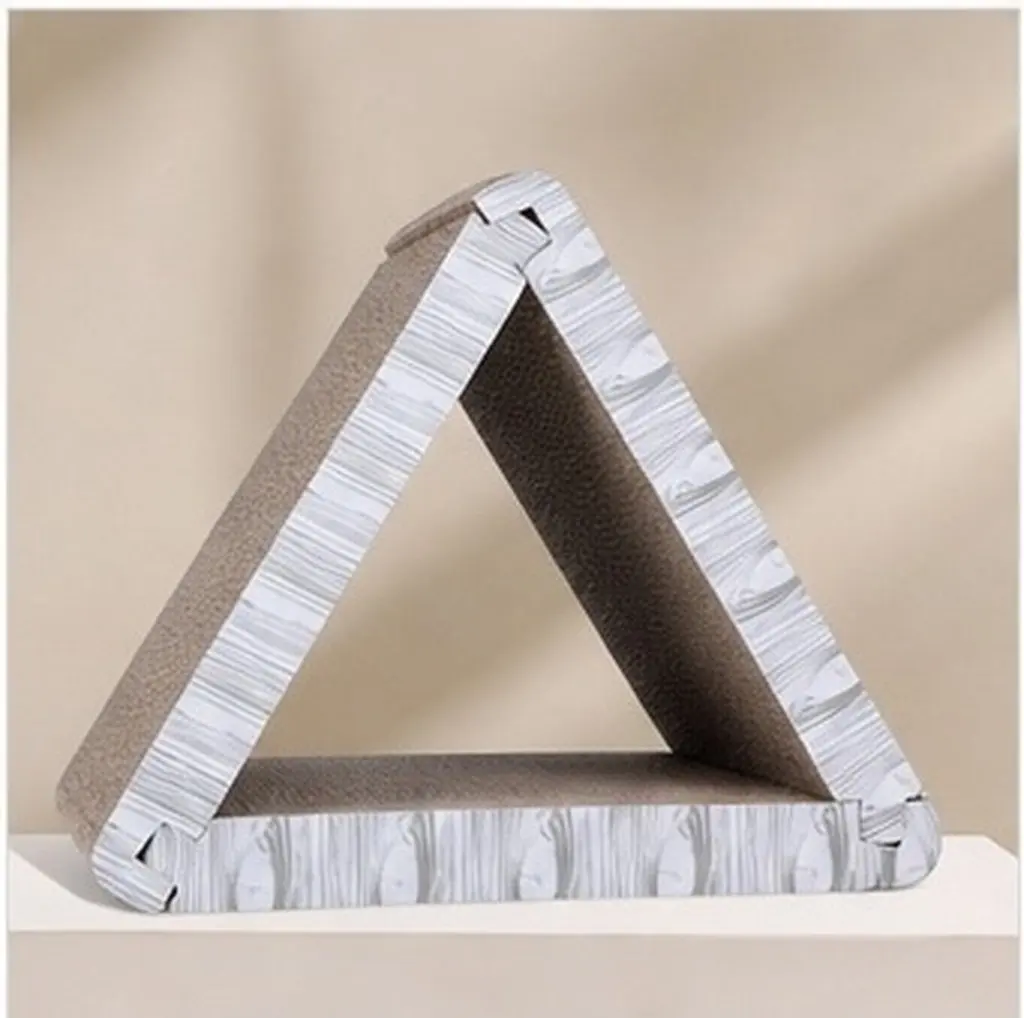 Foldable Triangular Cat Scratcher Board 6-Side Cardboard Scratch Surface for Cats Claw Grinding Exercise and Relaxation Indoor