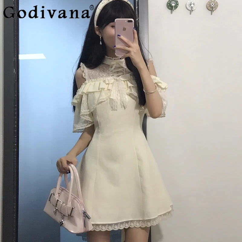 

French Style Lady Short Sleeve Dress Women's Summer New Lace Patchwork Lolita Dress Girls Slimming Short Sweet Ruffled Dress