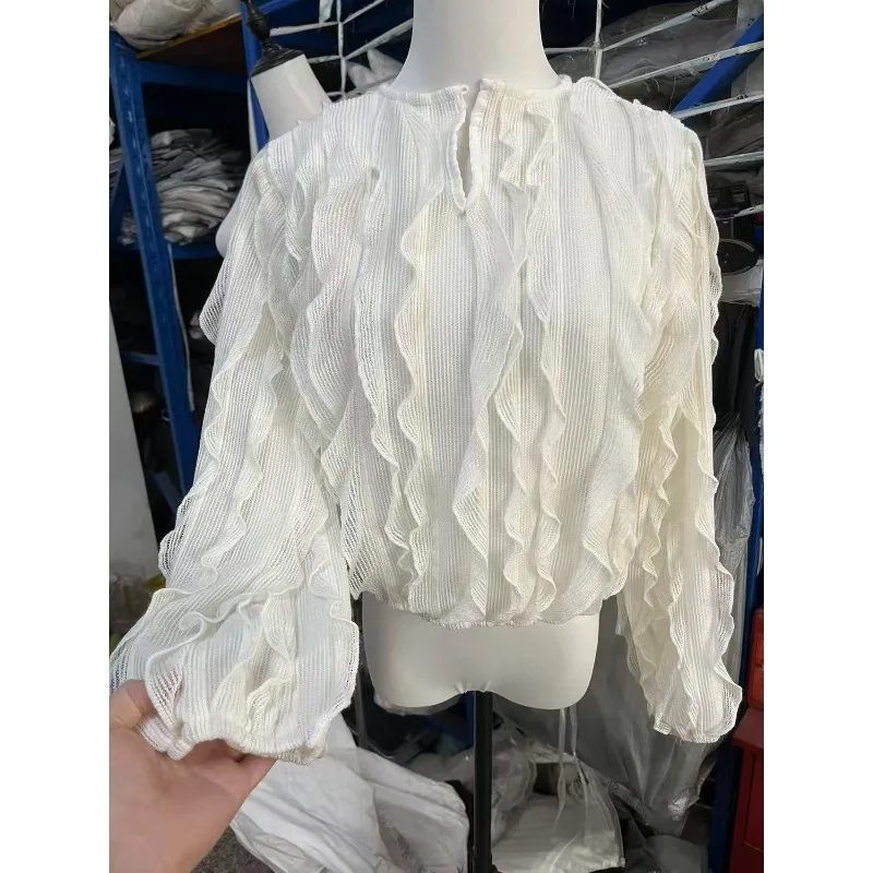 قميص دانتيل بطبقات وأكمام طويلة ورقبة على شكل حرف V للسيدات بتصميم ربيعي جديد يقلل من العمر #3