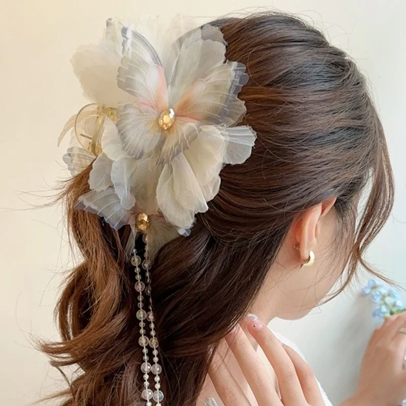 

Fashion Advanced Shark Hair Clip for Women Daily Wear Versatile Butterfly Tassel Lightweight Portable Cute