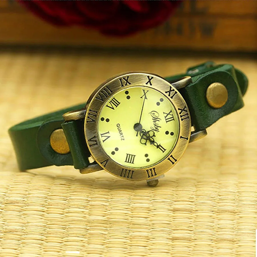 Shsby New Rome Vintage Cow Leather Strap Watches Women Dress Bracelet Watches Female Bronze Quartz Watch Student Leisure Watch