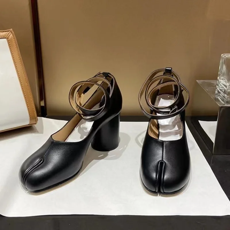 

Cylindrical Heel Tabi Pumps Front Buckle High Heels Novel Design Split Toe Leather Shoes Women Shoes