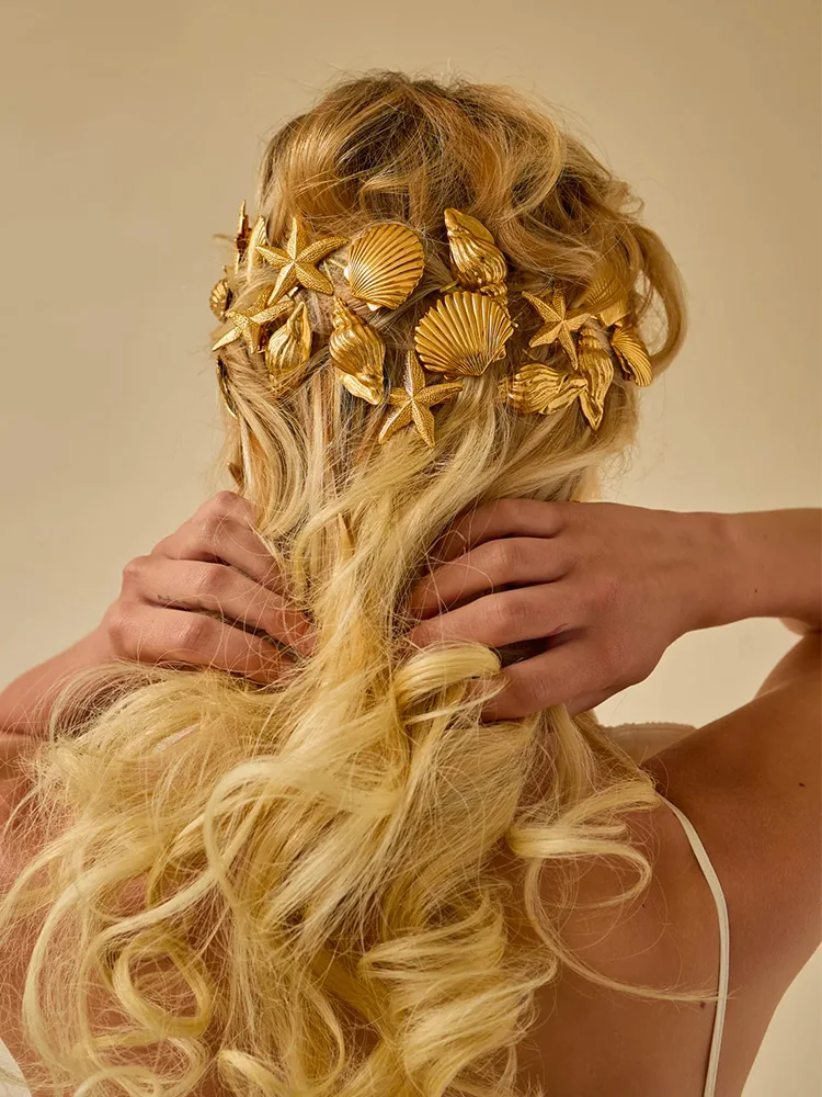 Thumbnail 2 - #4 Cheapest Trendy Hair Clips Deals You Can Get