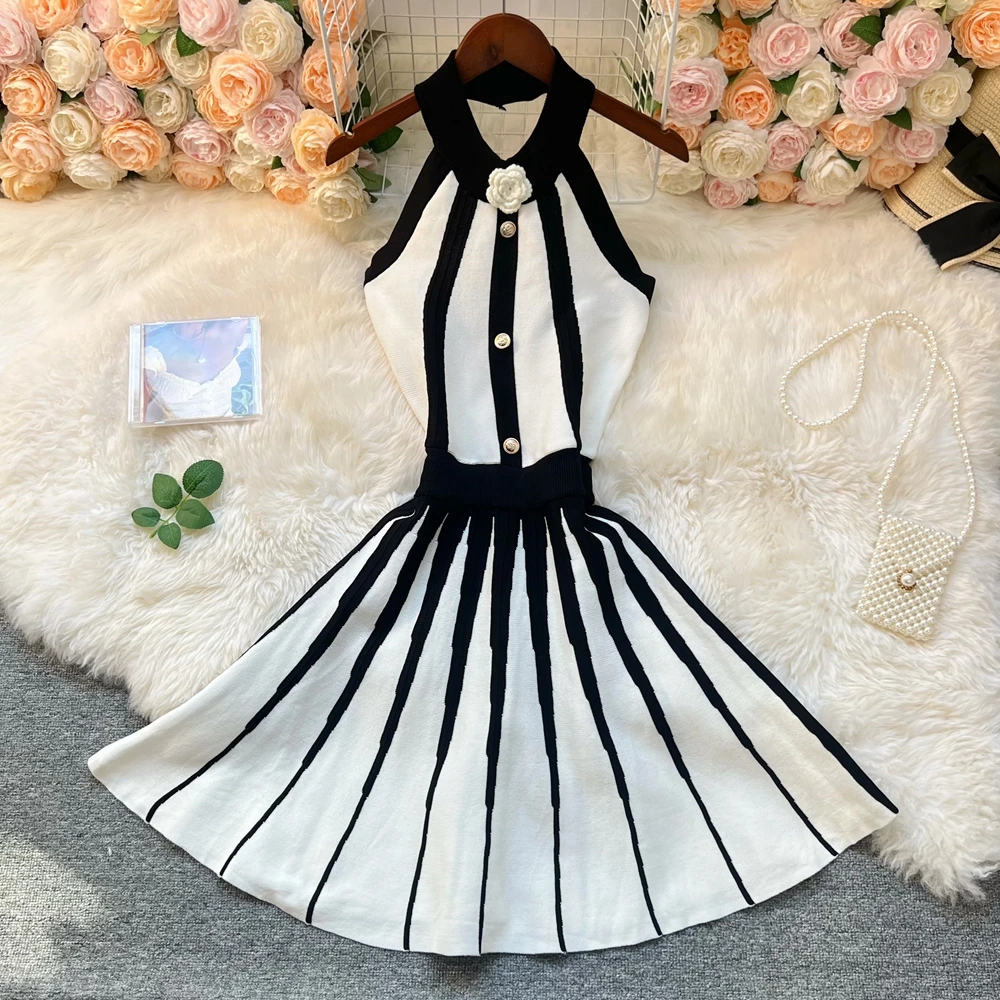 YuooMuoo Vrouwen Jurk 2023 Nieuwe Mode Y2K Bloem Halter A-lijn Gebreide Korte Jurk Vintage Wit Zwart Patchwork Feestjurken