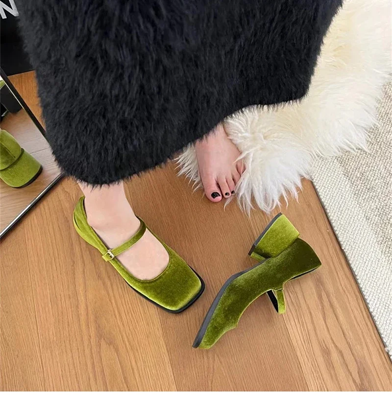 Women Mary Janes Shoes Female Retro Velvet Square Toe Loafers New Casual Pumps Girls Fashion Shallow Buckle Mid High Heels