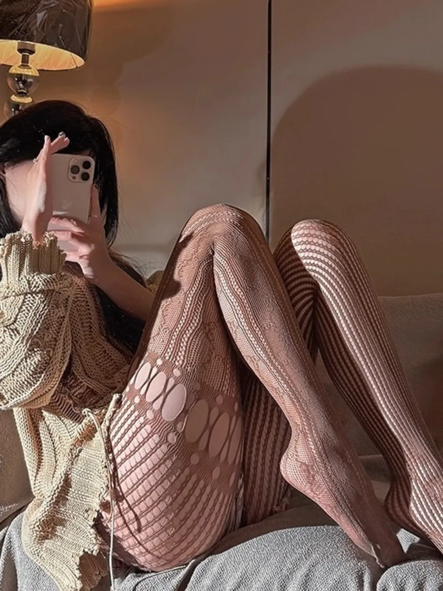 

Night Thin Style Solid Color Pantyhose Vertical Stripe Splicing Sexy Fishnet Pantyhose Sweet Fishnet Hollow Out Pantyhose 7QOO